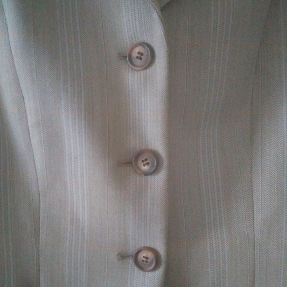 NEW The Tailored Sportsman Equestrian Blazer - Picture 6 of 7